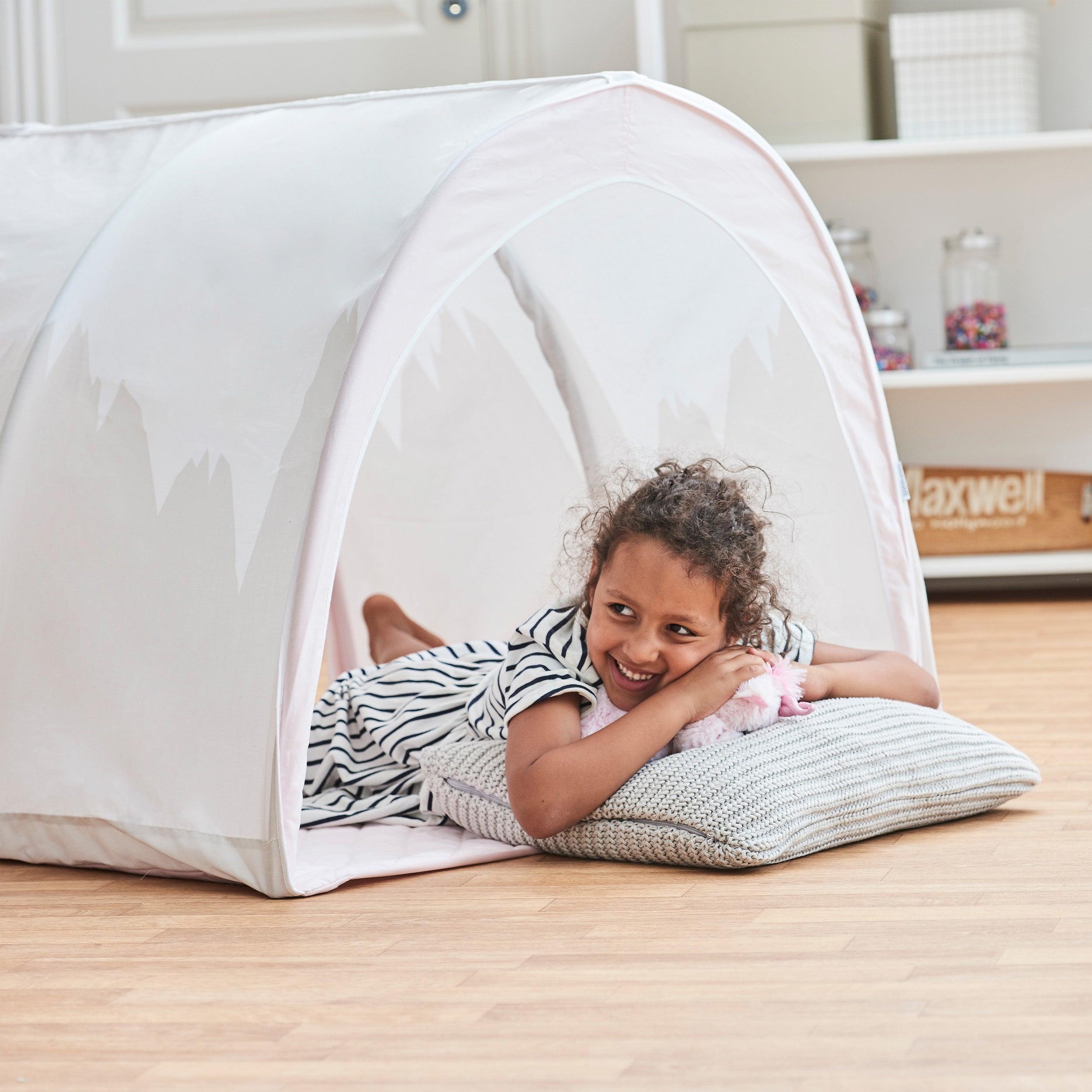 Hoppekids Winter Wonderland Kissen aus Strick