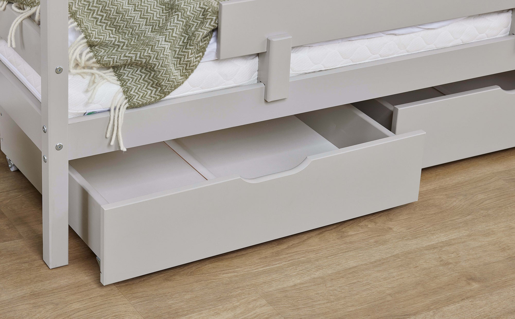 Hoppekids ECO Comfort Juniorseng 70x160 inkl. Skuffer og Sengehest