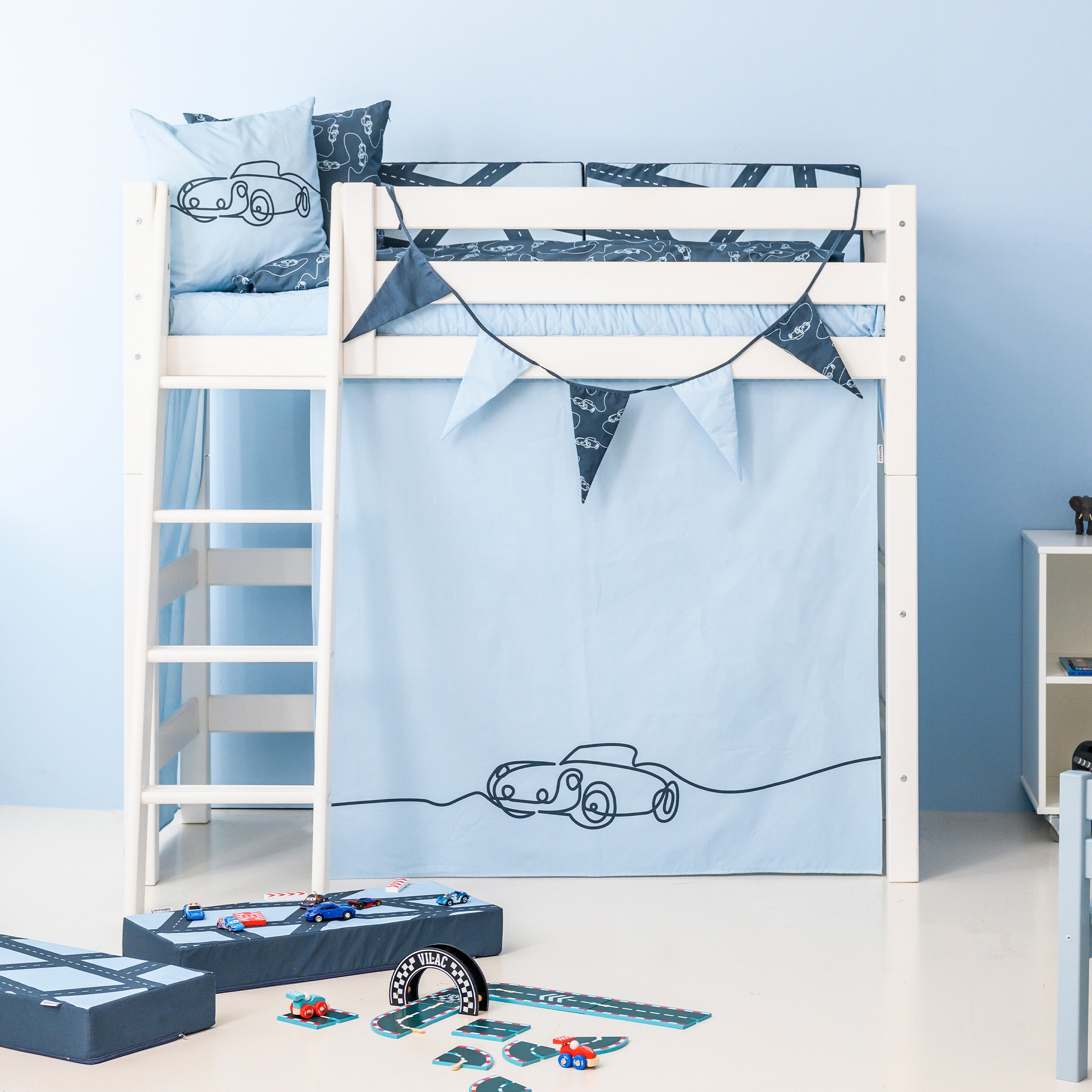 Hoppekids ECO Luxury High sleeper bed with Cars Bed curtains