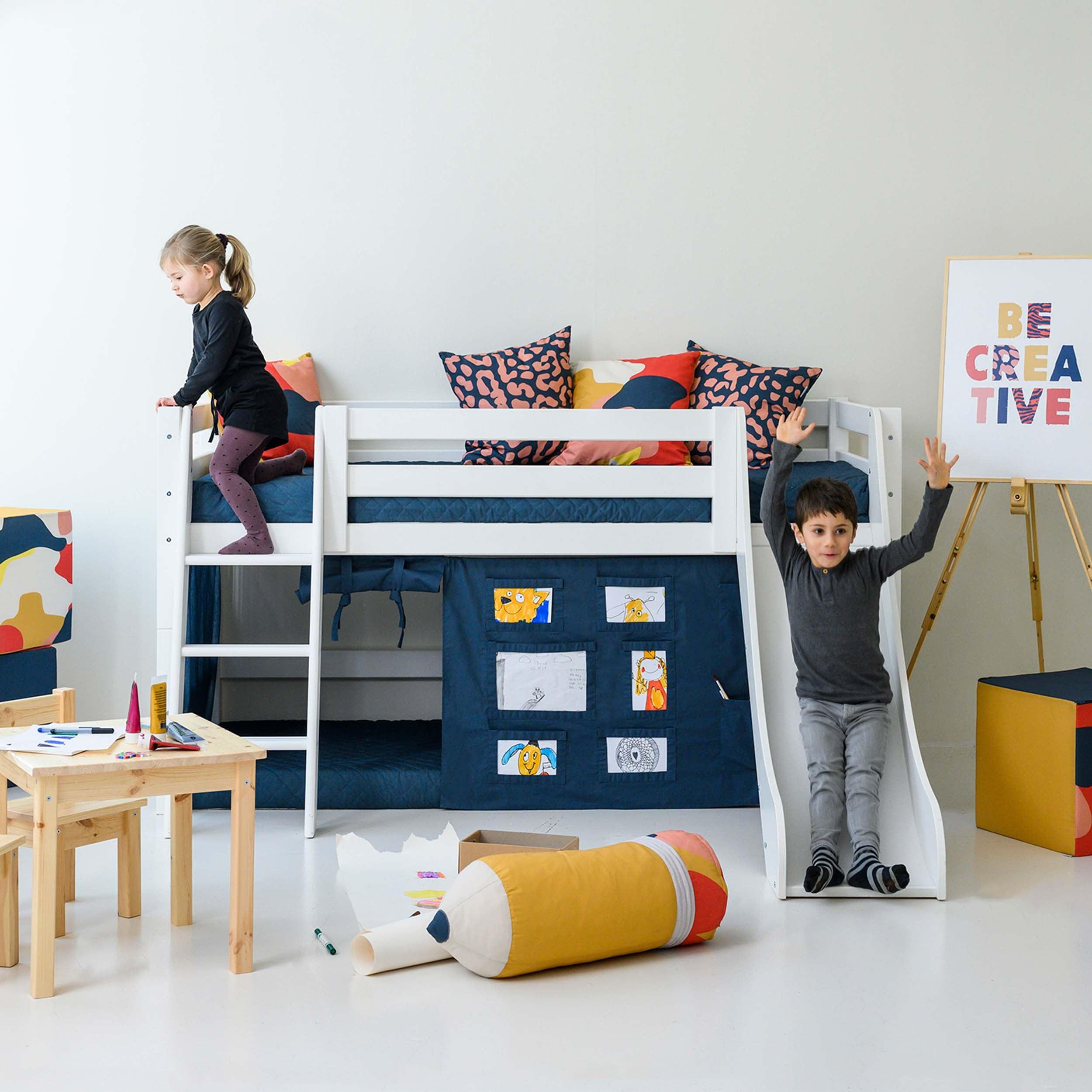 Hoppekids ECO Luxury Loftsäng med Rutschkana