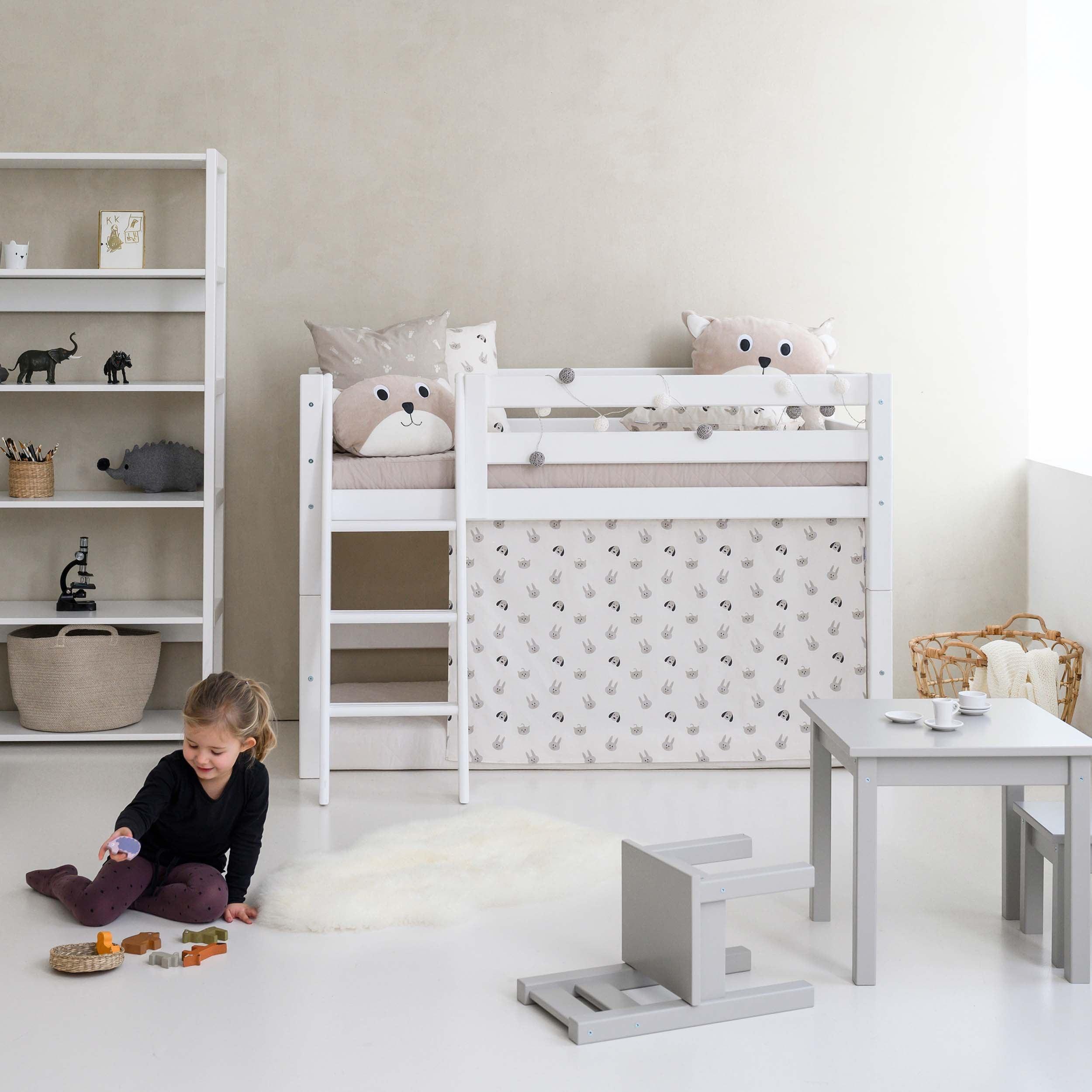 Hoppekids ECO Luxury Halvhøj seng