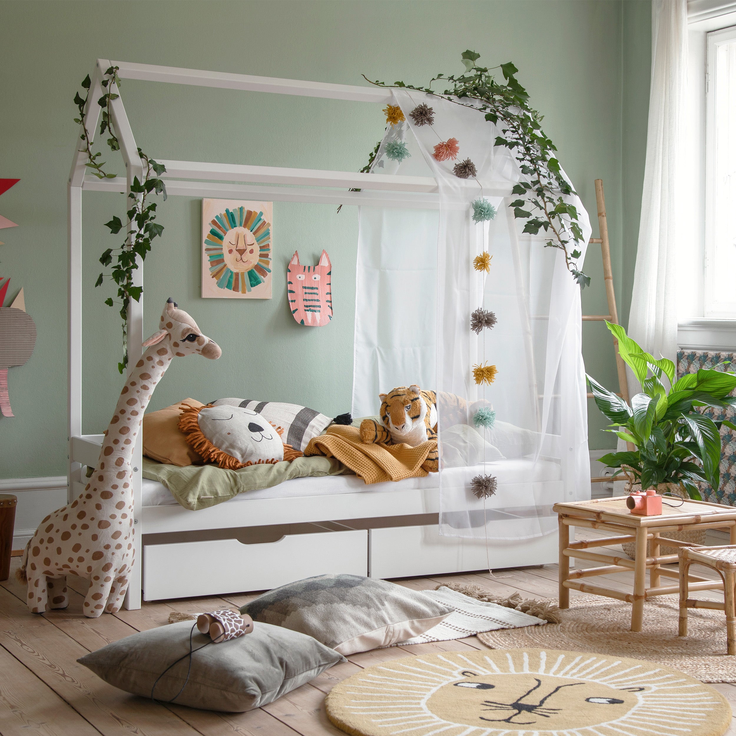Chambre des enfants avec lits décorés