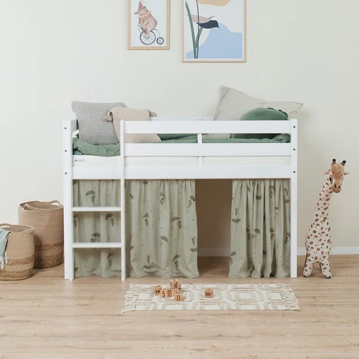 Hoppekids ECO Comfort Polovysoká Dětská postel