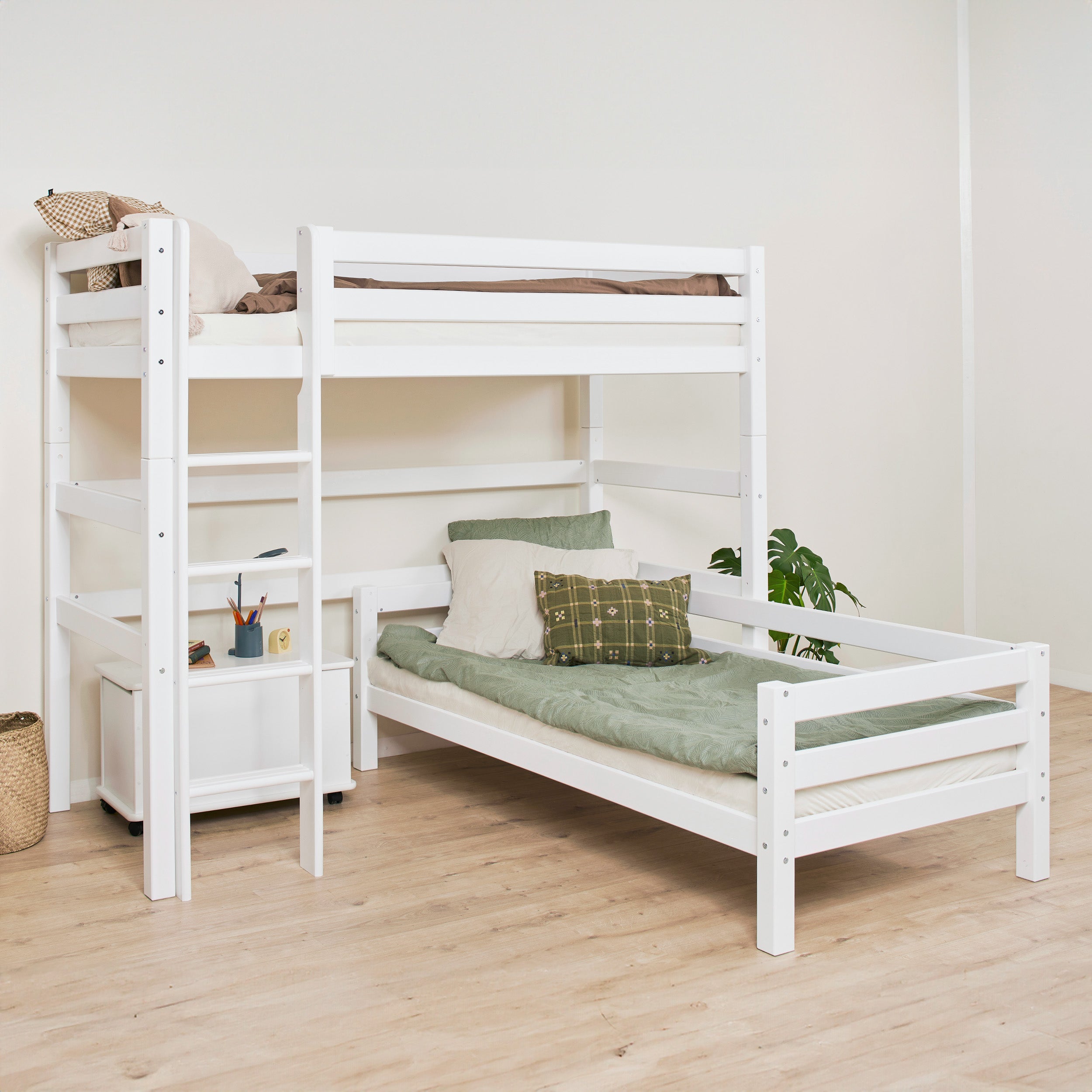 Hoppekids ECO Luxury Køyeseng Vinkelkombi