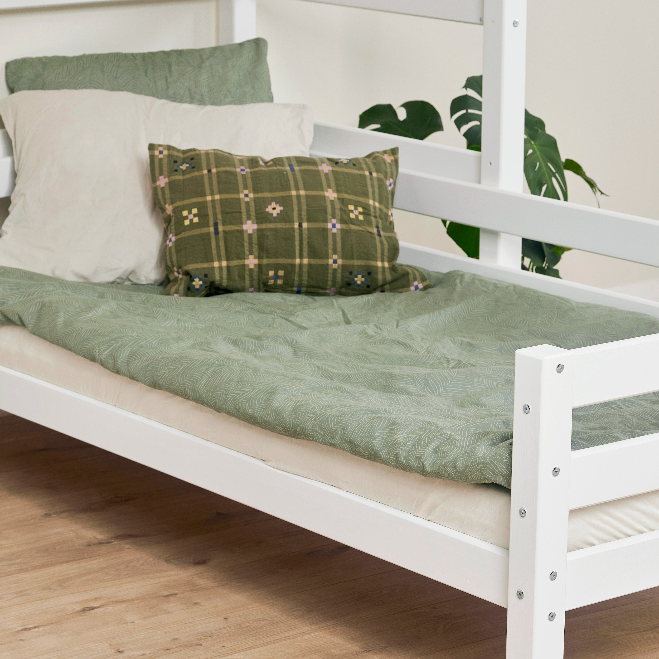 Hoppekids ECO Luxury Køyeseng Vinkelkombi